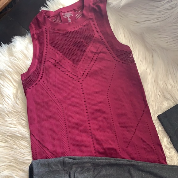 Athleta sport set  sz small too  & legging - Picture 2 of 6